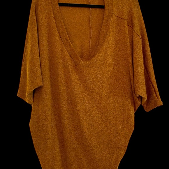 Annabelle Autumn Signature V-Neck Knit Tunic by Whimsy Rose - Picture 1 of 5